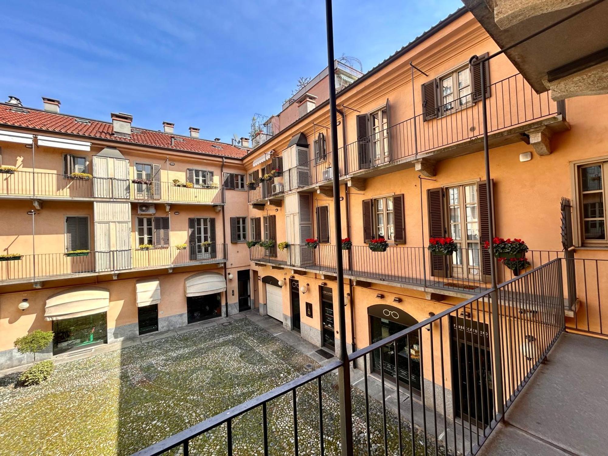 Elegante Appartamento Nel Centro Storico Di Torino Экстерьер фото